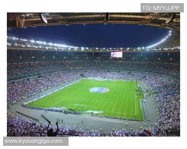 足球明星经典瞬间回顾精彩集锦让你重温绿茵场上的辉煌时刻